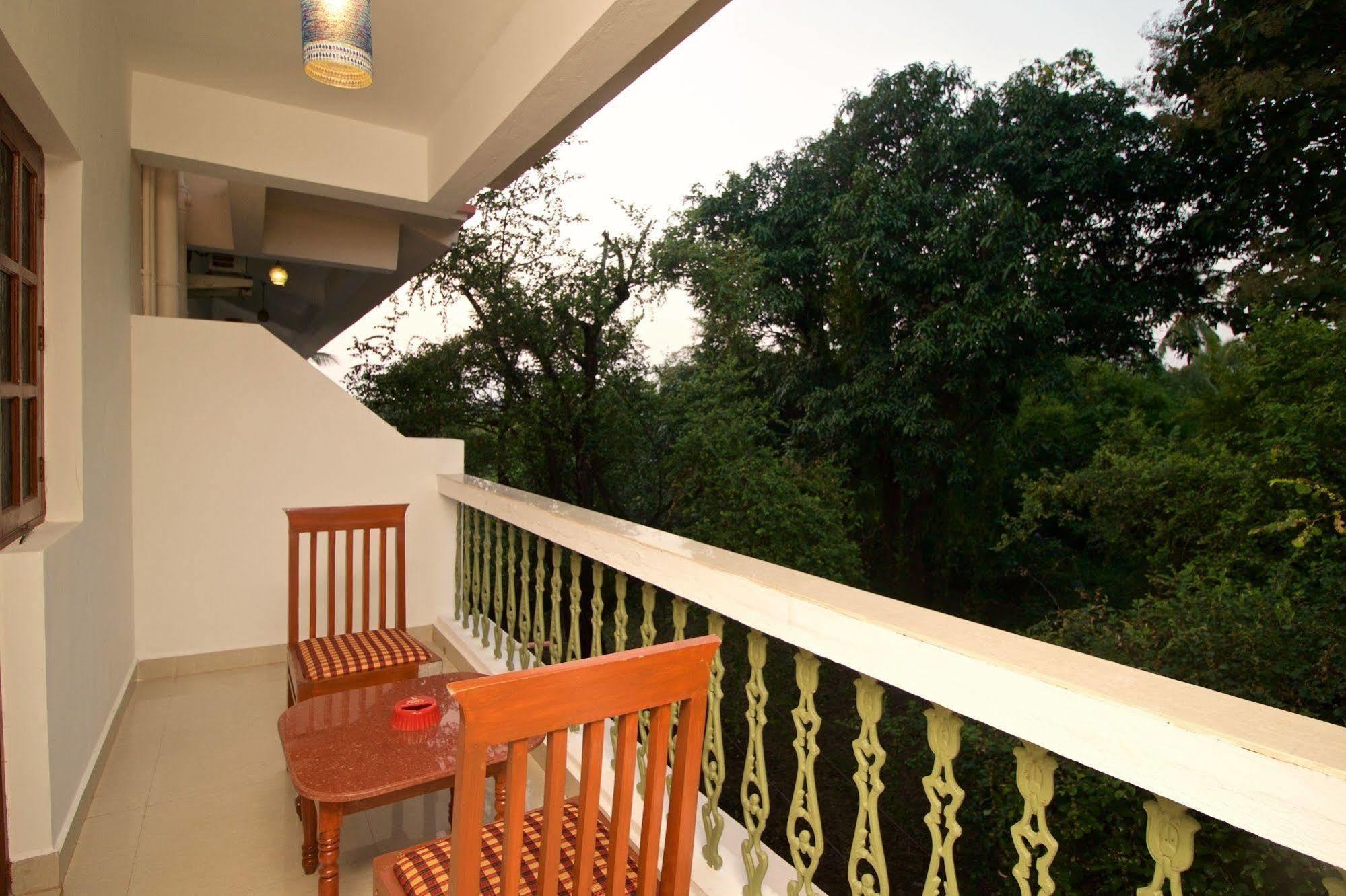 Fabexpress Stargaze Beach Anjuna Exterior foto